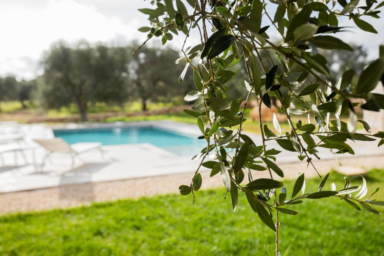 Dimora La Scaledda Bed & Breakfast Serranova Exterior photo